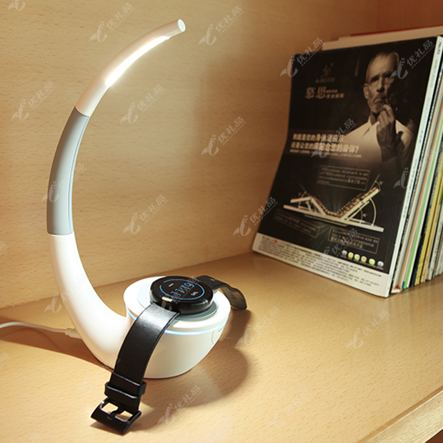 耐尔金创意礼品QI无线充电器台灯